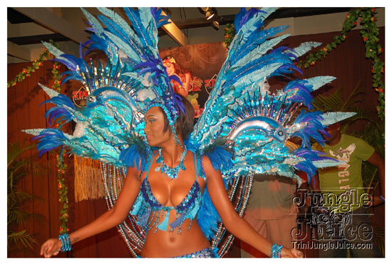 pulse8_launch_2010-064