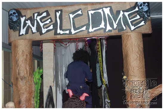 red_eyes_wide_shut_oct31-001