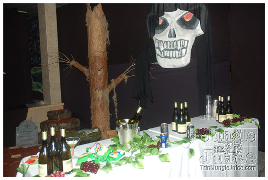 red_eyes_wide_shut_oct31-002