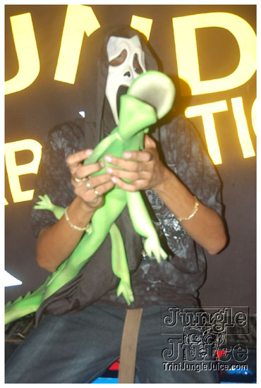 red_eyes_wide_shut_oct31-129