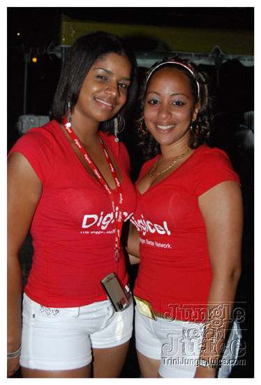 red_unlimited_band_launch_2k9-008