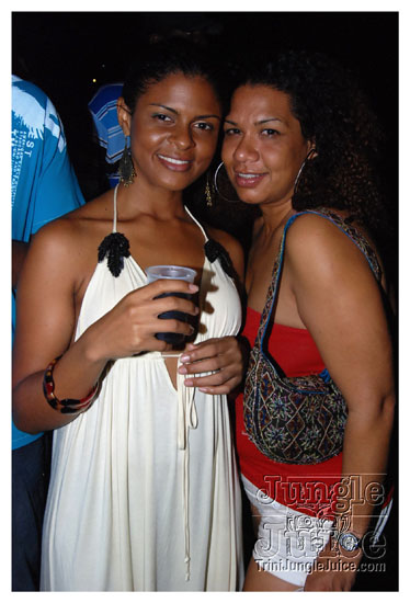 red_unlimited_band_launch_2k9-011