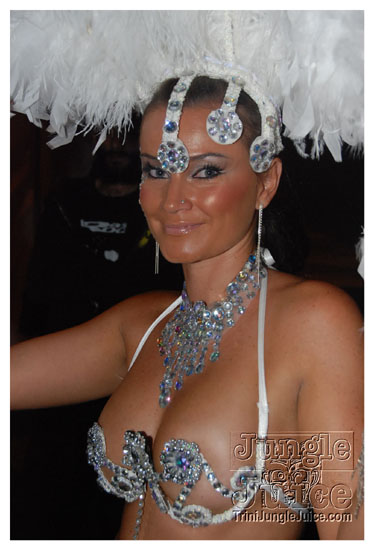 red_unlimited_band_launch_2k9-016