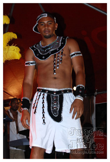 red_unlimited_band_launch_2k9-043