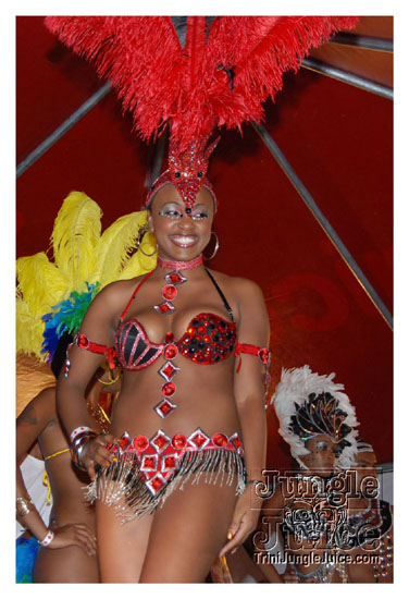 red_unlimited_band_launch_2k9-044