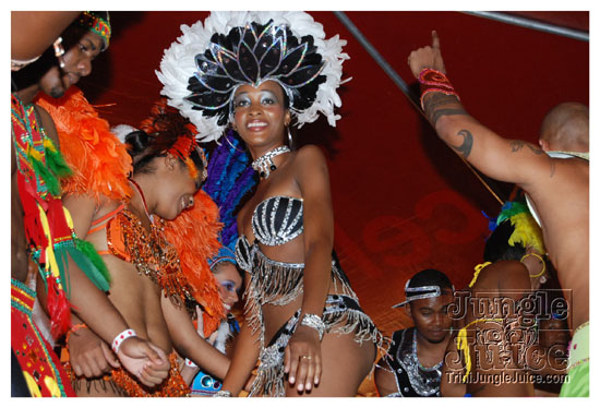 red_unlimited_band_launch_2k9-056