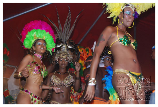 red_unlimited_band_launch_2k9-068