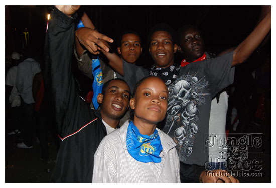 red_unlimited_band_launch_2k9-073