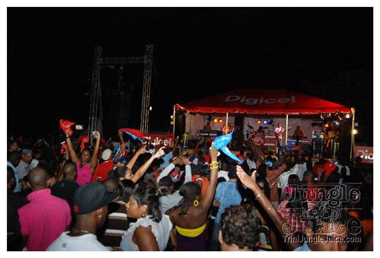 red_unlimited_band_launch_2k9-078