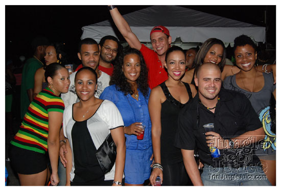 red_unlimited_band_launch_2k9-079