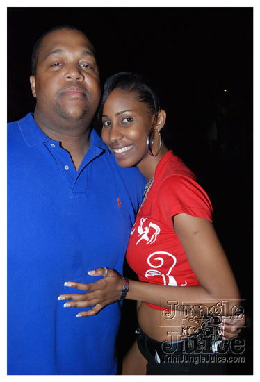 red_unlimited_band_launch_2k9-090