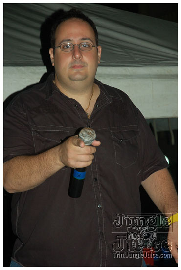 revolution_2009_oct24-006