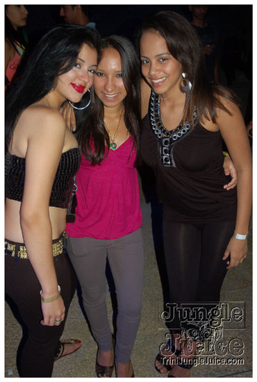 revolution_2009_oct24-007