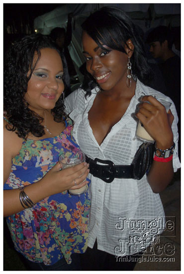 revolution_2009_oct24-011