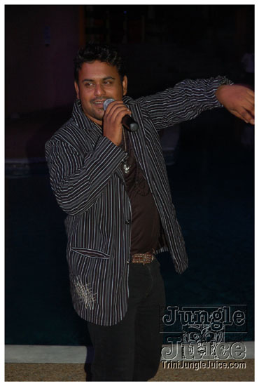 revolution_2009_oct24-020