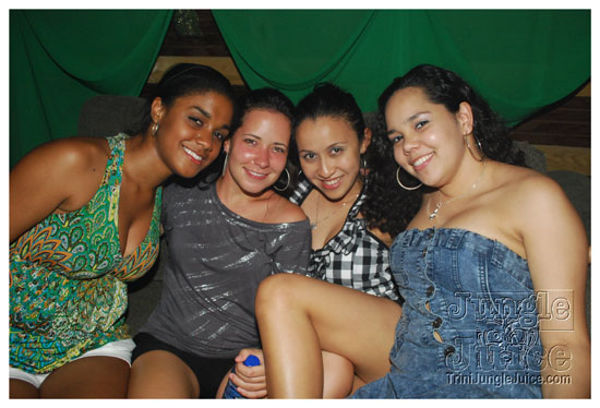 shade_summer_spree_2009-070