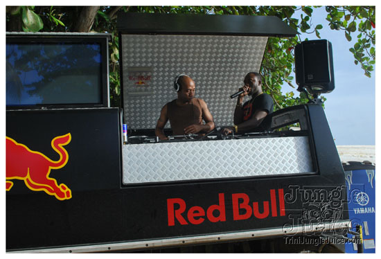 shade_summer_spree_2009-078