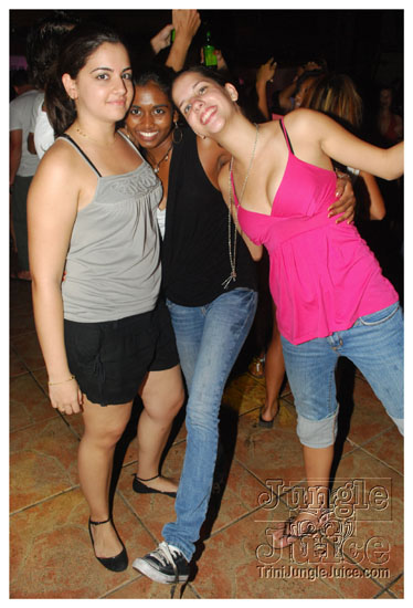 shade_summer_spree_2009-092