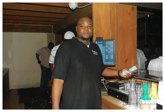 shade_summer_spree_2009-105