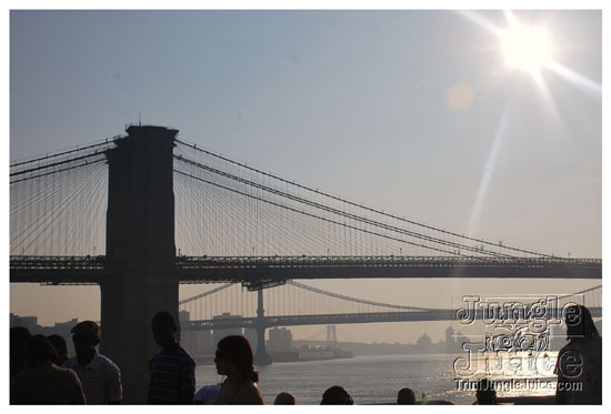 silent_morning_aug16-001