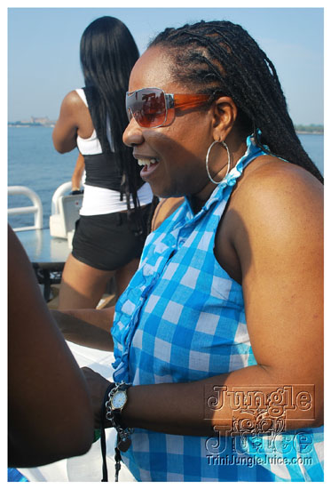 silent_morning_aug16-005