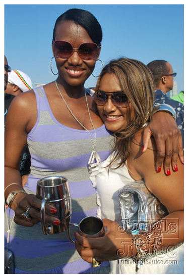 silent_morning_aug16-030