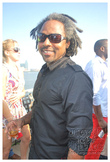 silent_morning_aug16-031