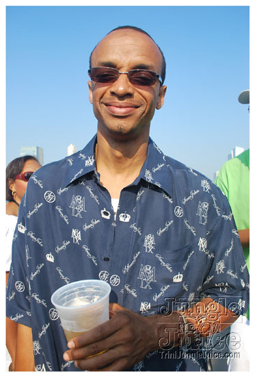 silent_morning_aug16-032