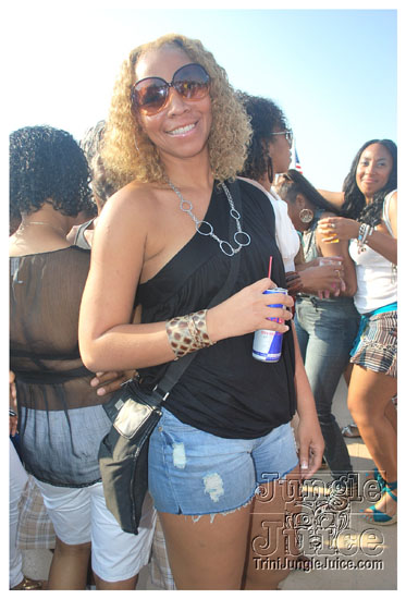 silent_morning_aug16-091