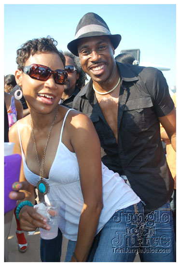 silent_morning_aug16-105