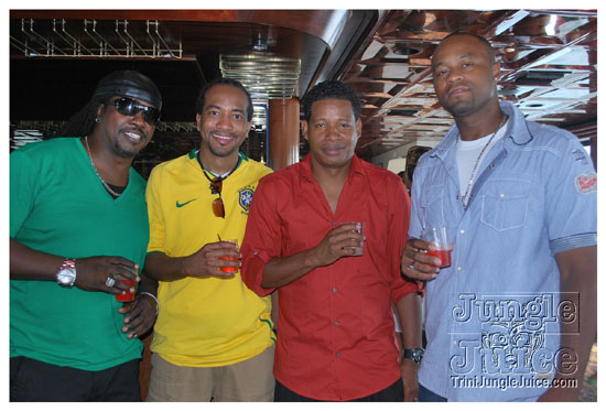 silent_morning_aug16-139