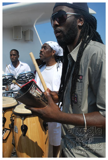 silent_morning_aug16-164