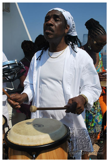 silent_morning_aug16-166