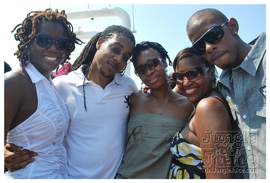 silent_morning_aug16-172