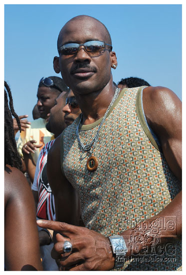 silent_morning_aug16-173