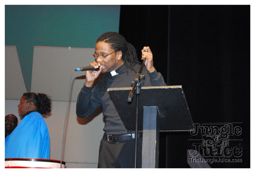 snowflakes_on_steel_jan24-012