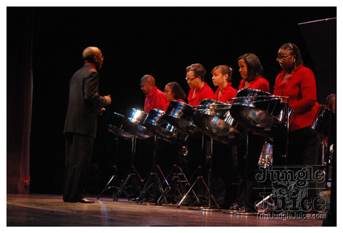 snowflakes_on_steel_jan24-028