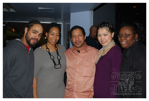 snowflakes_on_steel_jan24-047