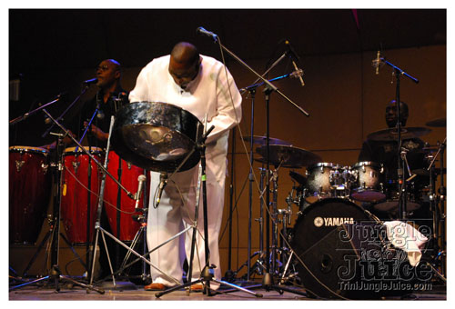 snowflakes_on_steel_jan24-069