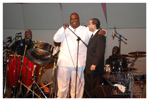 snowflakes_on_steel_jan24-070