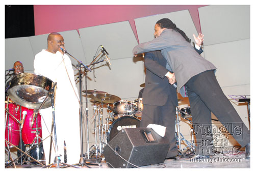 snowflakes_on_steel_jan24-073