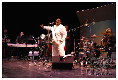 snowflakes_on_steel_jan24-084