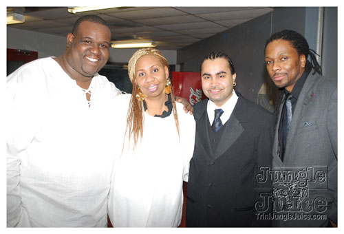 snowflakes_on_steel_jan24-098