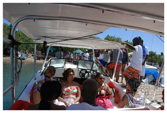 soca_at_de_sandbar_apr15-010