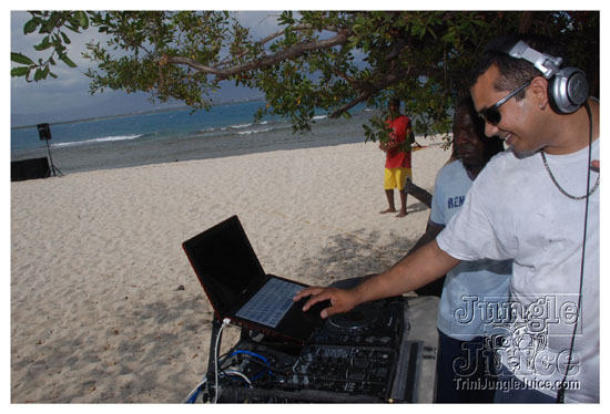 soca_at_de_sandbar_apr15-020
