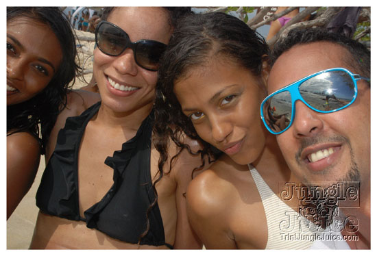 soca_at_de_sandbar_apr15-028