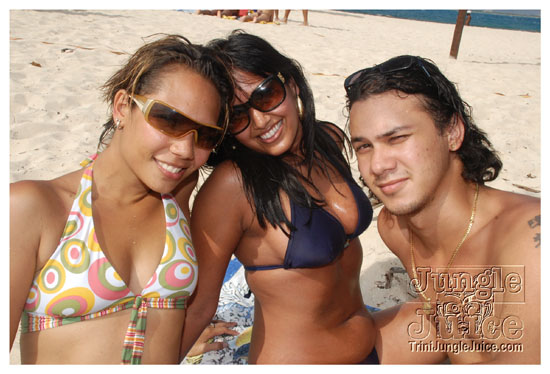 soca_at_de_sandbar_apr15-051