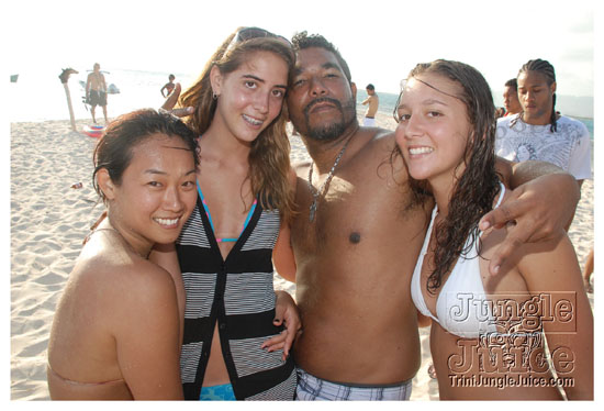 soca_at_de_sandbar_apr15-107