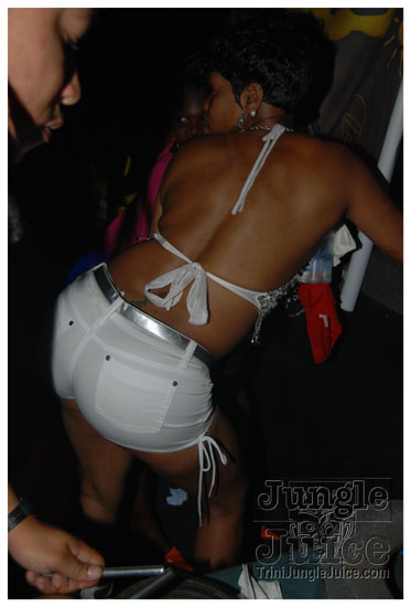 soca_in_motion_jun27-055