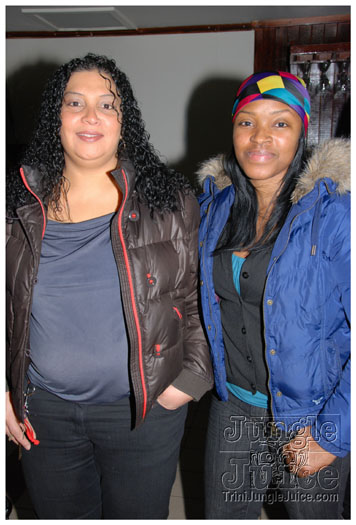 soca_under_de_mistletoe_dec5-001